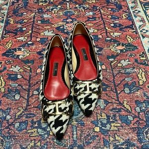 Carolina Herrera Flats